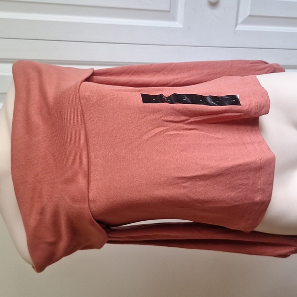 NWT! Banana Republic Soft Luxe Off Shoulder Top Size Large - Picture 6 of 8